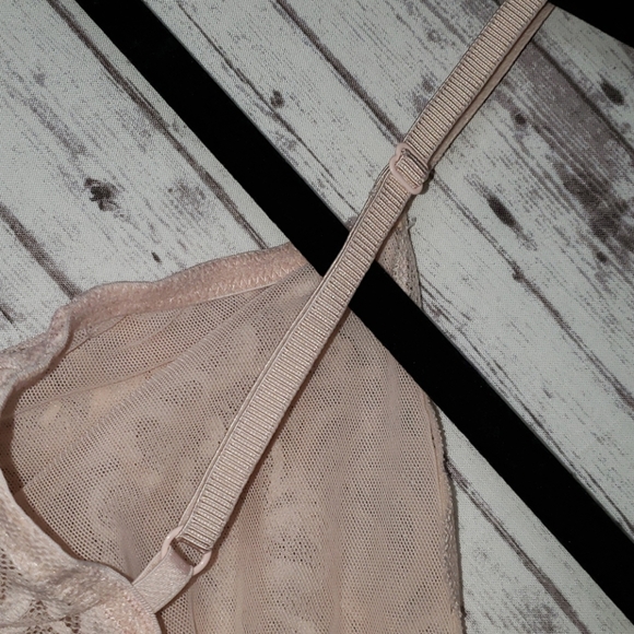 Pink bralette - Picture 4 of 4